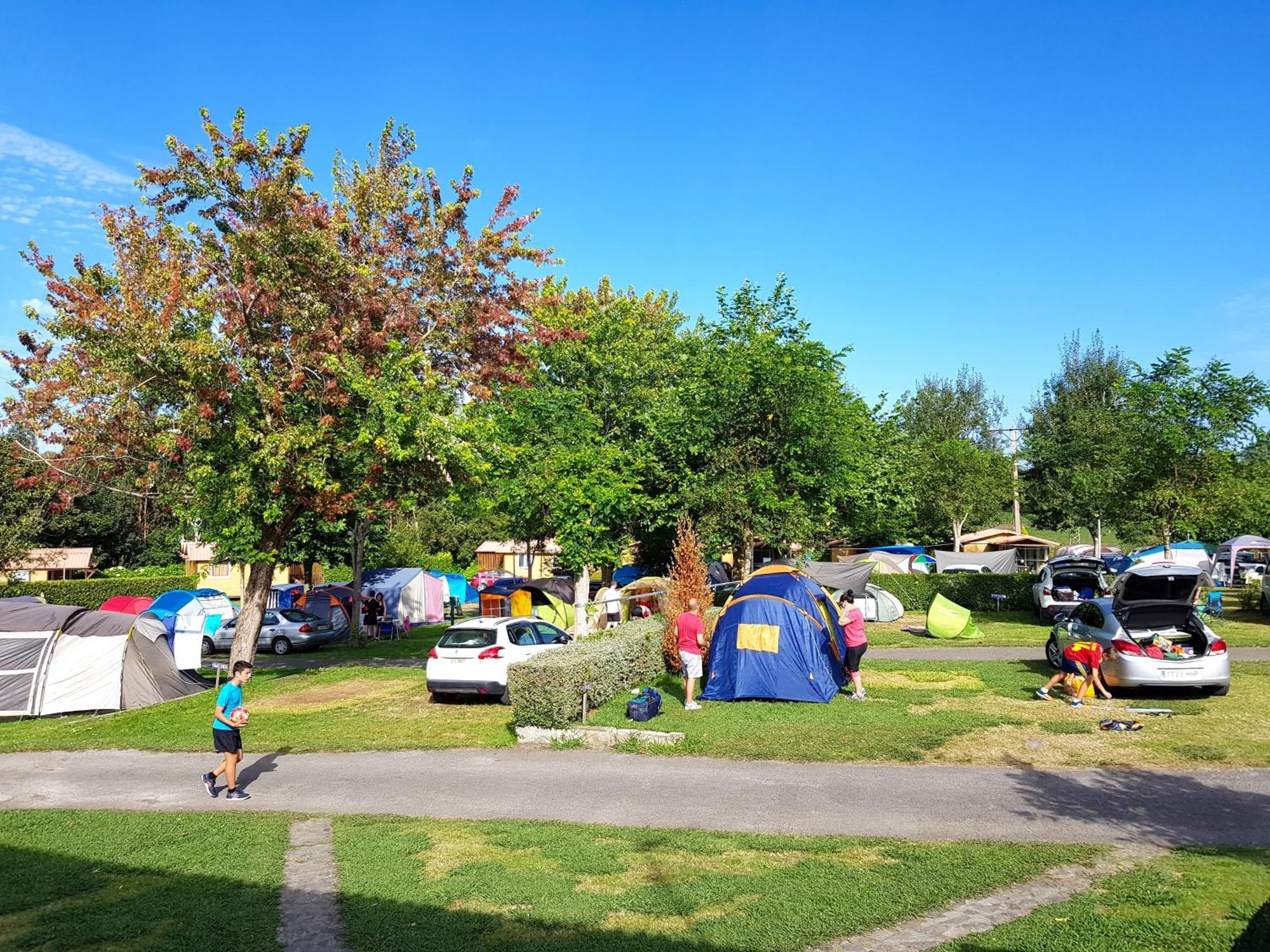 Camping L'Amuravela Cudillero Exterior foto